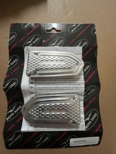 2S000809 cover pedane