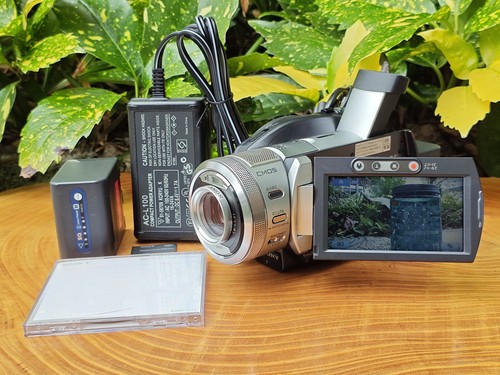 33118 sony hdr - sony, hdr-ux1
