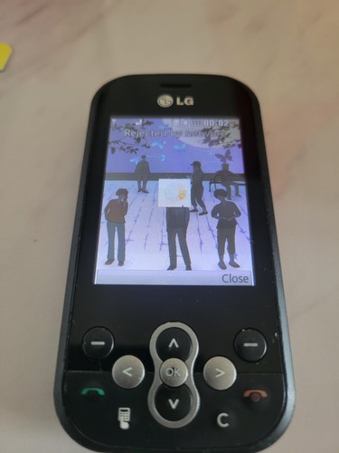 Cellulare ks360 accende - cellulare, si