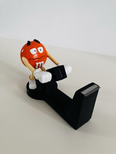 World orange m - world, m&m