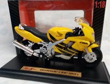 MAISTO 1/18 - MOTO HONDA CBR