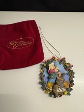 Ashton Drake cimelio ornamento