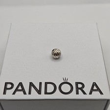 Charm Pandora Essenza Salute