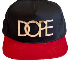 Cappello DOPE lettere oro