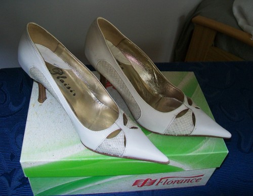 Scarpe donna pelle eleganti - in,