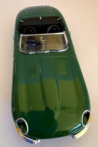 Jaguar type verde 1961 - verde,