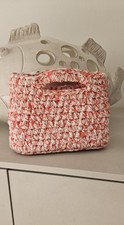 Borse da donna lavorate a