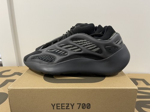 Taglia adidas yeezy - 5,