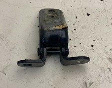 RICAMBI USATI, CERNIERA