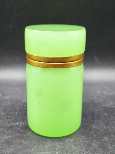Opaline murano glass box
