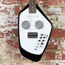 Vox Apache 2 2012 Black