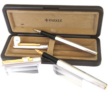 EXCEPTIONNELLE PARURE STYLOS