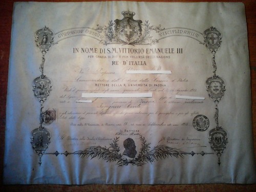 Una laurea ingegneria - una, in