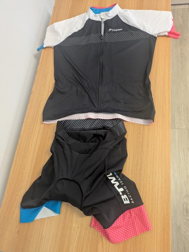 B-Twin abbigliamento ciclismo