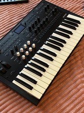 Korg Wawestate synthesizer