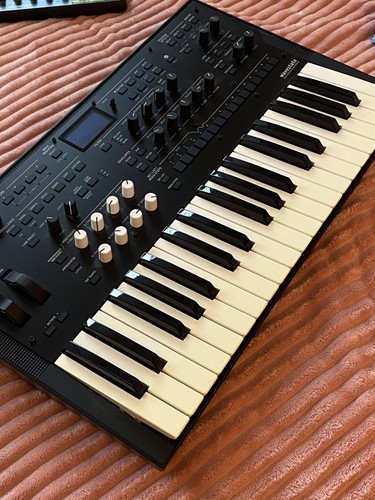 Korg wawestate synthesizer - korg,