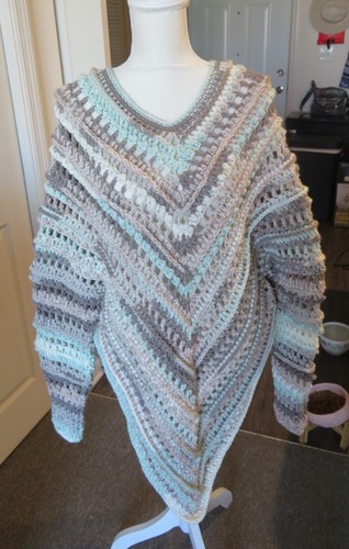 Poncho fatto mano - a,