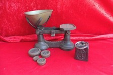 Bella, Molto Vecchio Bilancia