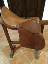 Sella Pariani vintage inglese equitazione 17,5" completa di staffe e staffili