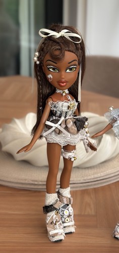 Bratz strut sasha - it, bambola