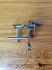 Macchina da ricamo a manovella