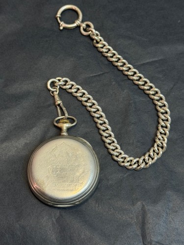 Antico brutale orologio - , da