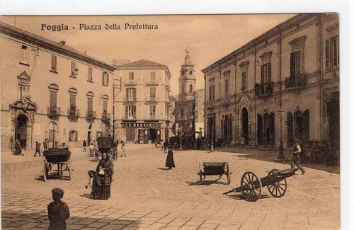 Foggia piazza della - -,