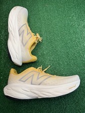 Scarpe da corsa New Balance 1080 V14 da donna taglia 8,5 B Med Clementine/albicocca