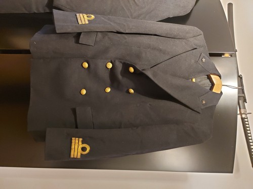 Divisa militare ufficiale - militare, di