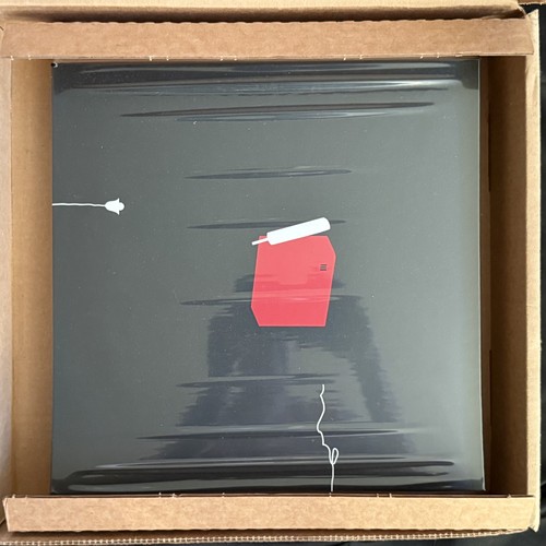 The white stripes elephant - white,