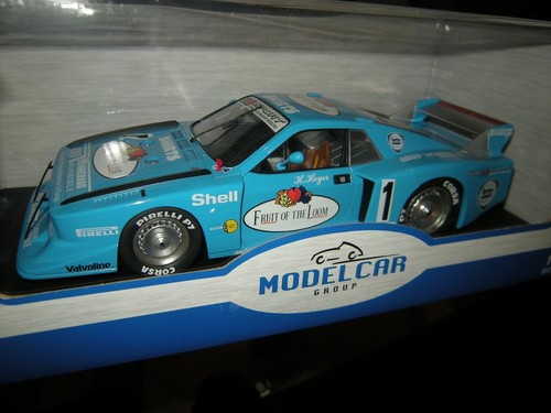 Modellino auto gruppo - 1:18,