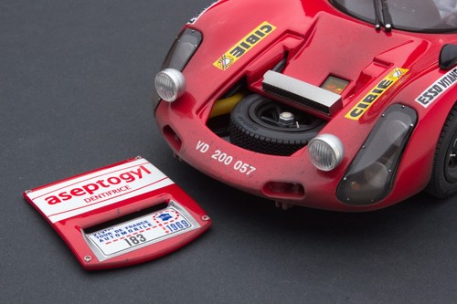 Exoto race wathered - exoto, 1:18