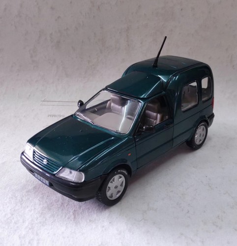 Fiat unico pickup - 1/24,