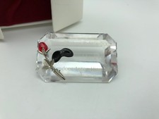 Swarovski figura scudo