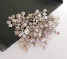 Perline di diamanti rosa