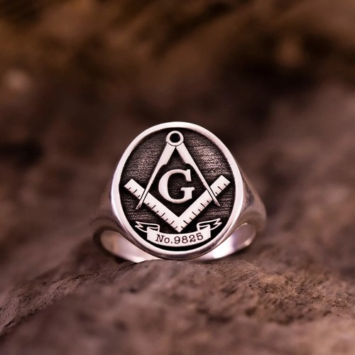 Anello personalizzato con