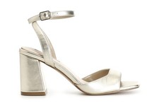 SANDALO IN PELLE LAMINATA CON