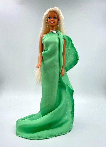 Barbie sparkle beach mattel - barbie,