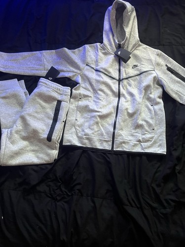 Nike tech fleece - fleece, size