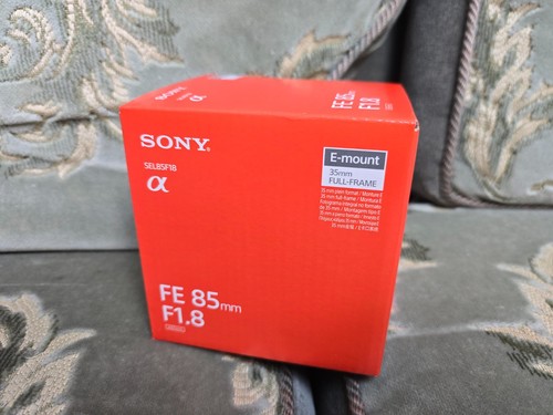 Nuovo obiettivo sony mm - sony, 85