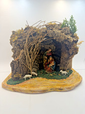 Presepe artigianale in sughero – Natività semplice con pecorelle