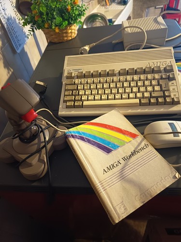Commodore amiga 600 - amiga,