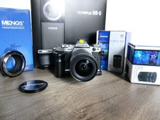 Olympus OM-D E-M5 II + lens Zuiko dig.ED 12-50 e Zuiko dig. ED 40-150 COME NUOVO