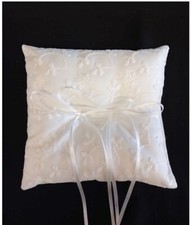 CUSCINO PORTAFEDI AVORIO