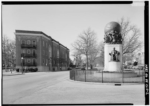 Looking west maury monument - 2.,