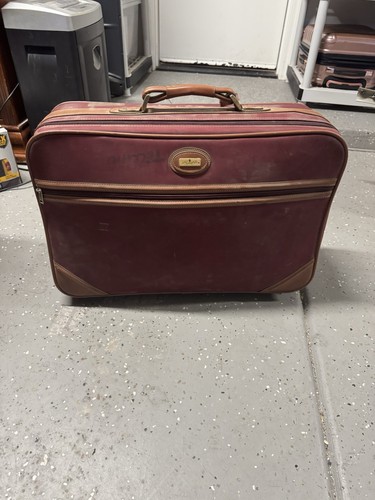 Vintage jaguar suitcase - jaguar,