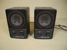 2 altoparlanti monitor