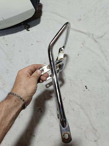 Maniglione posteriore moto - posteriore,