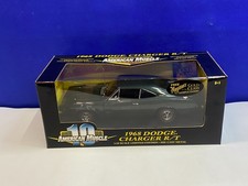 ERTL SCALA 1/18 VERDE 1968