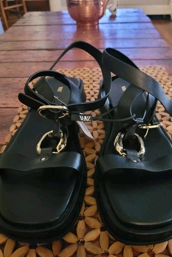 Zara nwt black gold chunky - zara,